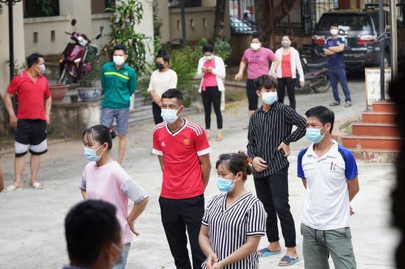 500 công nhân, tiểu thương phải xét nghiệm sàng lọc Covid-19 ảnh 4