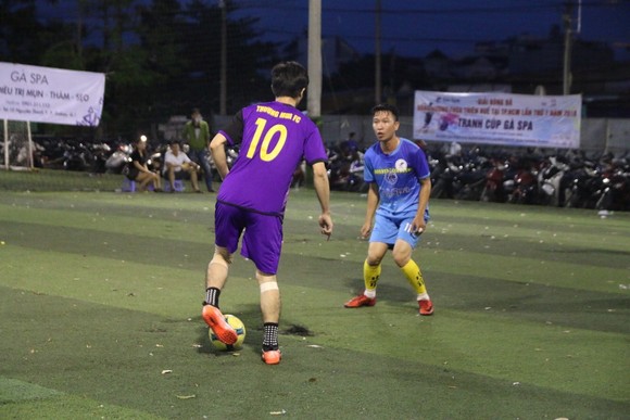 Coach Trung Núi và dàn sao phủi hội tụ ở Giải đồng hương Huế ảnh 2