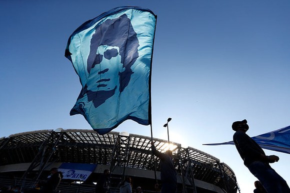 Thành Naples và CLB Napoli tiễn đưa Diego Maradona bằng sự kiện tưởng niệm đầy xúc động ảnh 4
