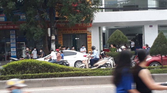 Khởi tố vụ án Chi Cục trưởng Thi hành án dân sự TP Thanh Hóa tử vong sau bữa trưa ảnh 1
