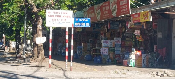 TP Vinh (Nghệ An) ngày đầu cách ly xã hội theo Chỉ thị 16 ảnh 4