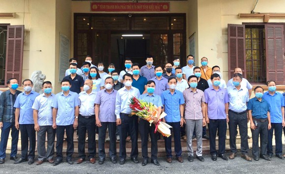 Y bác sĩ Thanh Hóa tiếp tục lên đường hỗ trợ TPHCM và Bình Dương chống dịch Covid-19 ảnh 1