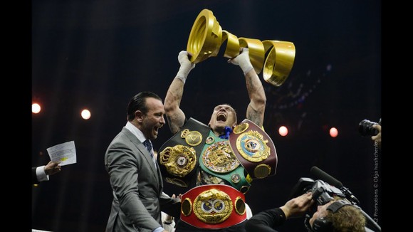 Anthony Joshua vs Oleksandr Usyk: Quân tử chờ quân tử - AJ "cơ bắp" cũng để ý Usyk từ lâu ảnh 1