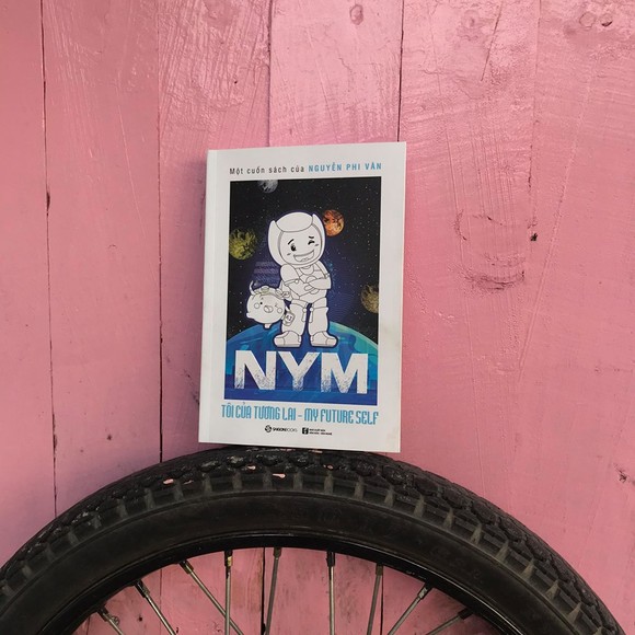'NYM - Tôi của tương lai': Cuốn sách đầu tiên tại Việt Nam được viết bởi người và AI ảnh 1