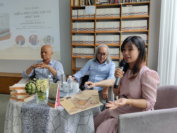 “Lụa”: Kiệt tác văn chương từ cuộc gặp gỡ giữa phương Tây và phương Đông ảnh 1