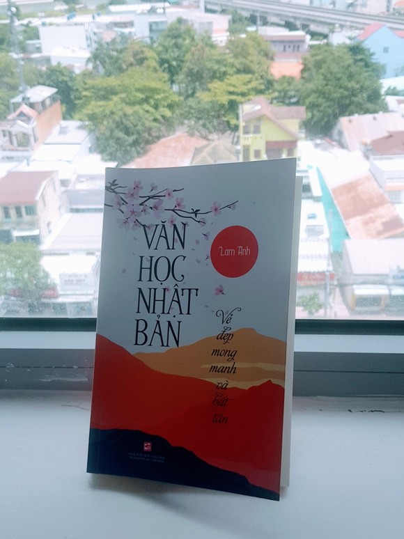 Đi tìm vẻ đẹp mong manh và bất tận của văn học Nhật Bản ảnh 2