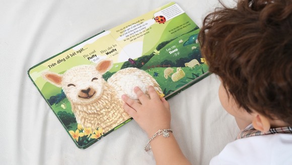 Những cuốn sách tương tác thay quà Trung thu cho trẻ ảnh 3