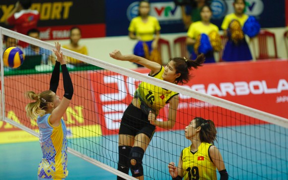 Chủ công Thanh Thuý chấn thương, tuyển Việt Nam vẫn giành vé vào bán kết ảnh 1