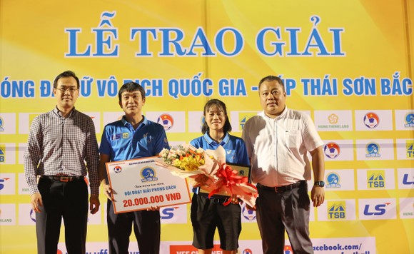 Cô trò Kim Chi ‘vô đối’ tại các giải đấu quốc nội ảnh 6