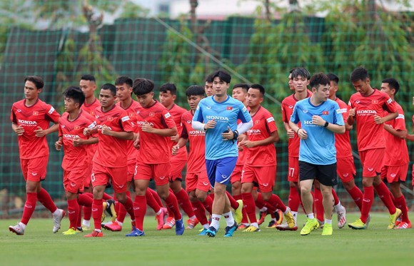 Thầy trò ông Park Hang-seo sẽ hội quân vào cuối năm nay ảnh 1