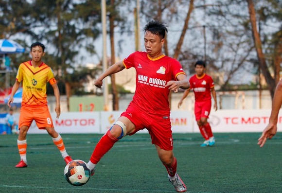 Phan Tom, sát thủ vòng cấm của BĐS Nam Dương ở SPL - S3 ảnh 1