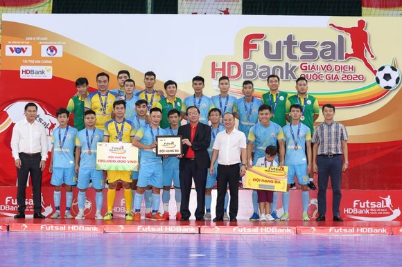 Phùng Trọng Luân: “Gừng càng già càng cay” ảnh 2