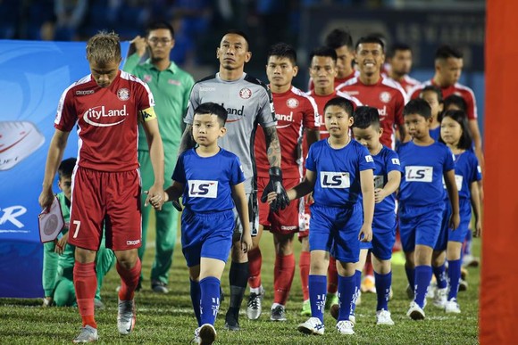 Sân Thống Nhất ‘đắt show’ cho ngày hạ màn LS V-League 2020 ảnh 1