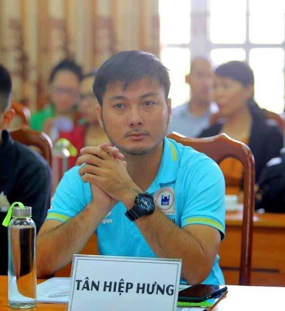 Giới bóng đá thương tiếc HLV Huỳnh Bá Tuấn ảnh 1