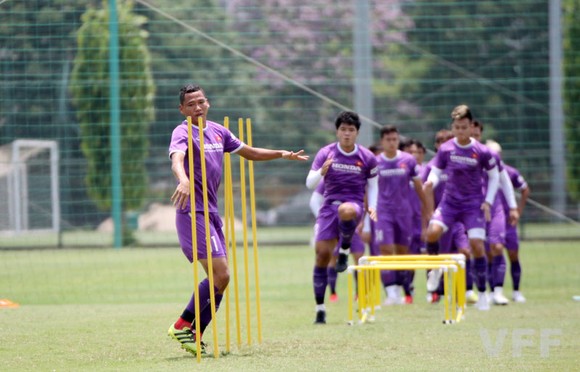 Văn Hậu trở lại, thầy Park giảm nhẹ nỗi lo ảnh 2
