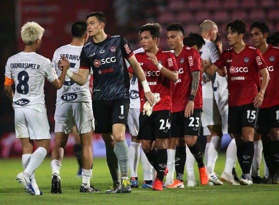 CLB Muanngthong không phục phán quyết của FIFA về vụ kiện thủ môn Văn Lâm ảnh 1