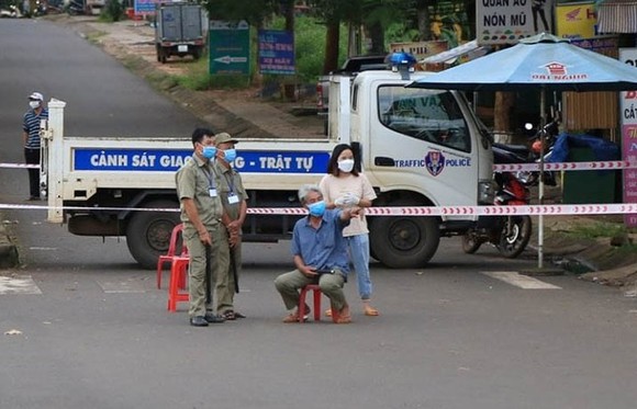 Đắk Nông giãn cách TP Gia Nghĩa theo Chỉ thị 16 ảnh 1