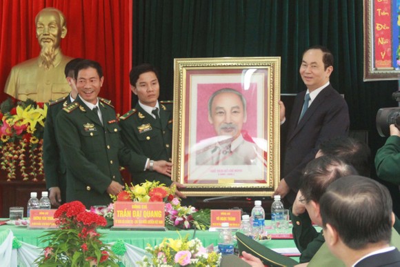 Chủ tịch nước Trần Đại Quang thăm, chúc tết đồn biên phòng, xã biên giới tại GIa Lai ảnh 2