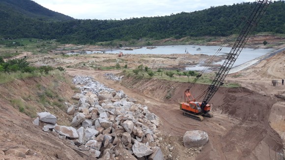 Đề nghị xử phạt chủ đầu tư và đơn vị thiết kế hồ chứa Ia Rtô do có vi phạm ảnh 4