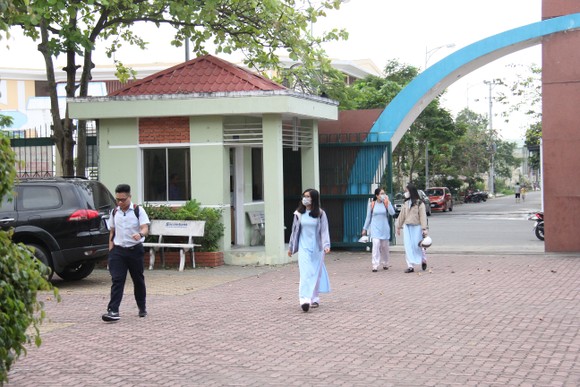Đà Nẵng: Tăng cường các hoạt động chống dịch Covid-19 khi học sinh đi học ảnh 1