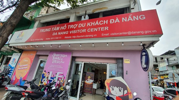 Du khách ấm lòng bởi tình người Đà Nẵng ảnh 3