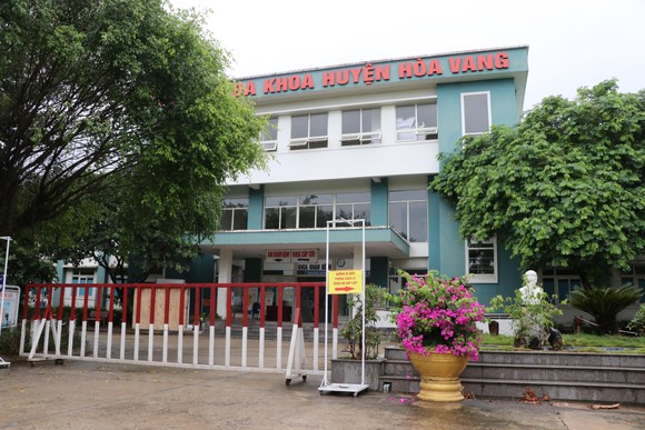 Đà Nẵng khẩn trương hoàn thành Bệnh viện dã chiến tại cung thể thao Tiên Sơn ảnh 8