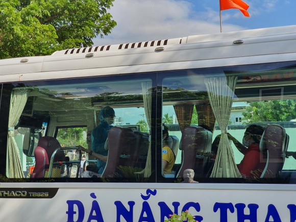 Ngày 26-8, Đà Nẵng cho xuất viện 34 bệnh nhân Covid-19 ảnh 16