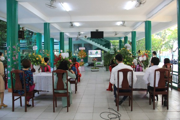 Khai giảng trực tuyến tại vùng tâm dịch ảnh 2