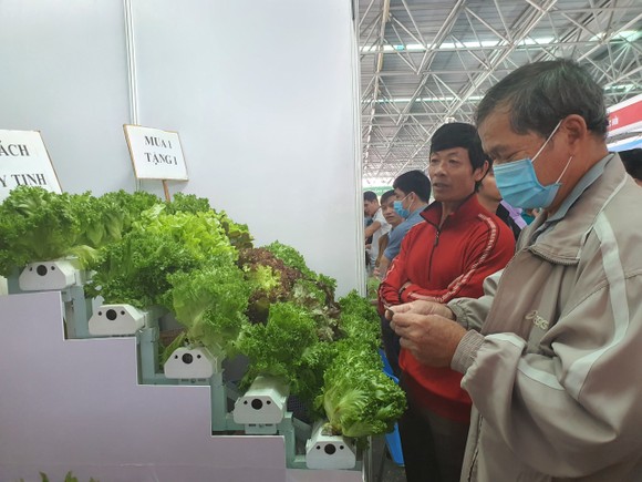 Đưa sản phẩm OCOP đến gần hơn với người tiêu dùng ảnh 1
