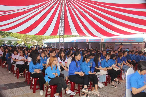 Đà Nẵng: 500 đoàn viên tham gia Festival Khởi Nghiệp đổi mới sáng tạo năm 2020 ảnh 1