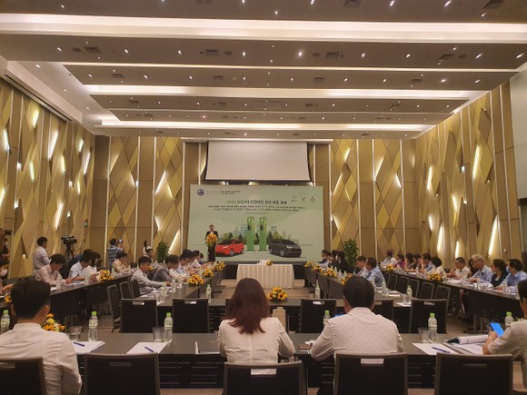 Đà Nẵng: Xây dựng đề án khuyến khích phát triển xe điện ảnh 4