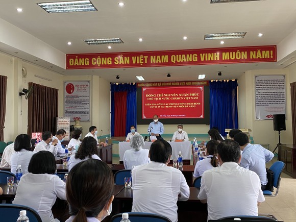Chủ tịch nước Nguyễn Xuân Phúc: Nếu khủng hoảng ngành y tế, sẽ dẫn đến khủng hoảng nền kinh tế ảnh 1