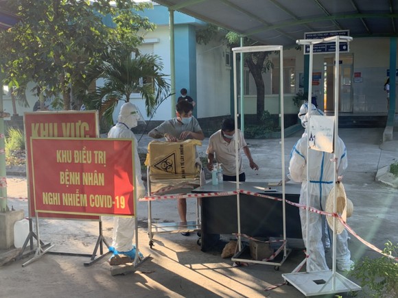 Hàng triệu cử tri miền Trung phấn khởi đi bầu cử ảnh 6
