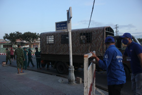 Đà Nẵng: Phong tỏa 4 phường thuộc quận Sơn Trà, người dân không ra đường sau 20 giờ ảnh 2