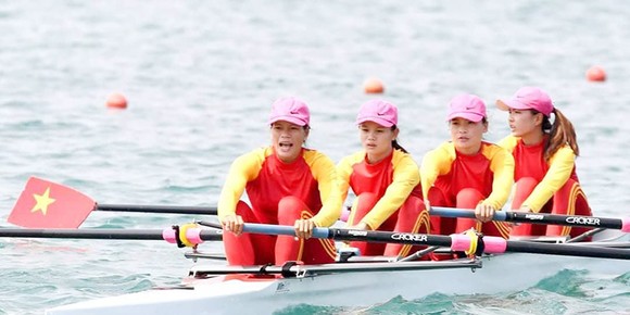 Rowing: 4 tay chèo nữ Việt Nam gây chấn động với tấm HCV châu lục ảnh 1