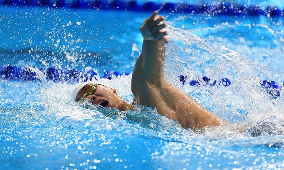 Olympic trẻ 2018: Kình ngư Nguyễn Huy Hoàng đoạt HCV 800m tự do ảnh 1