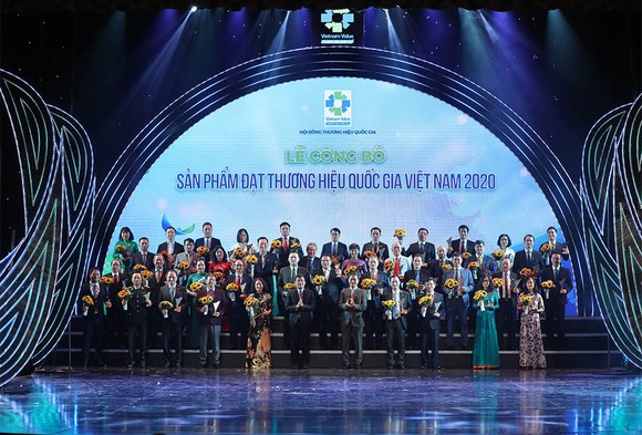 Tập đoàn Xây dựng Hòa Bình - Nhà thầu xây dựng 7 lần liên tiếp đạt Thương hiệu Quốc gia Việt Nam ảnh 2