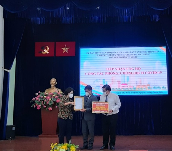 Các cơ quan ngoại giao đoàn tại TPHCM ủng hộ hơn 5 tỷ đồng phòng, chống dịch Covid-19 ảnh 2