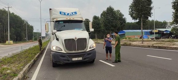Thêm 2 ca nghi mắc Covid- 19, Bình Phước phong tỏa nhiều khu vực ở huyện Chơn Thành ảnh 3