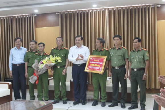 Sẽ xét xử lưu động nhóm đối tượng người Trung Quốc sản xuất 'phim người lớn' ảnh 3