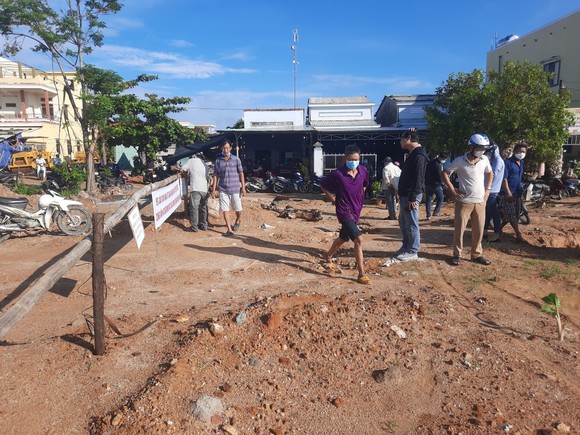 Quảng Nam: Người dân bức xúc khi chủ đầu tư thi công dự án gây ngập nhà dân ảnh 2