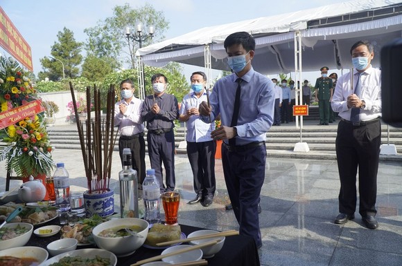 Quảng Trị: Truy điệu, an táng 24 hài cốt liệt sĩ hy sinh tại Lào ảnh 3