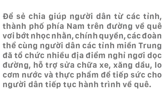 Nồng ấm nghĩa tình miền Trung hỗ trợ dòng người về quê ảnh 1