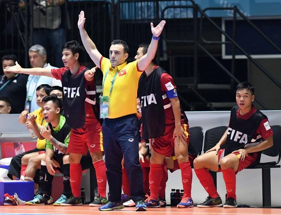 ‘Người hùng’ futsal Việt Nam gây ấn tượng tại châu Âu, chờ gặp trò cũ ảnh 2