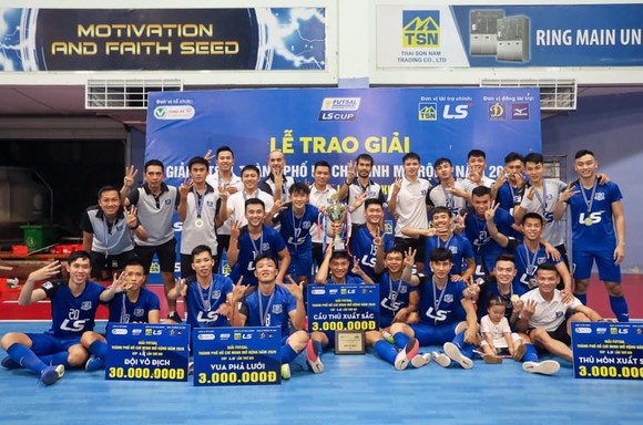 HLV Phạm Minh Giang chuyển sang giai đoạn mới ảnh 2