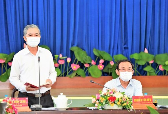 Bí thư Thành ủy TPHCM Nguyễn Văn Nên: Chủ động nghiên cứu, đề xuất cơ chế thay vì chờ tiền, chờ nhà đầu tư ảnh 4