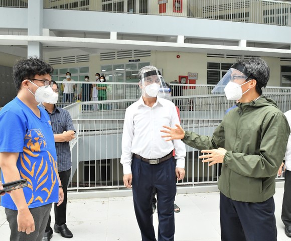 Phó Thủ tướng Vũ Đức Đam yêu cầu: Cách ly nghiêm ngặt, tránh 'bên ngoài giăng dây, bên trong lỏng lẻo' ảnh 6