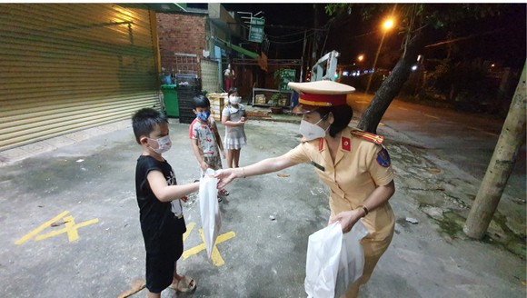 Một mùa Trung thu 'khác biệt' ảnh 39