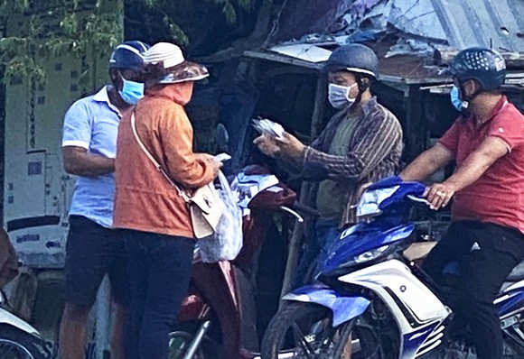 Lợi dụng dịch, rao bán kít test Covid-19 không phép ảnh 1