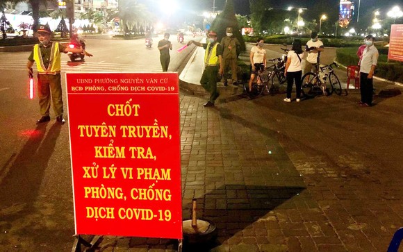 Vụ giám đốc sở, phó cục trưởng đánh golf trong thời gian giãn cách: Tạm đình chỉ Phó Cục trưởng Cục Thuế Bình Định ảnh 2